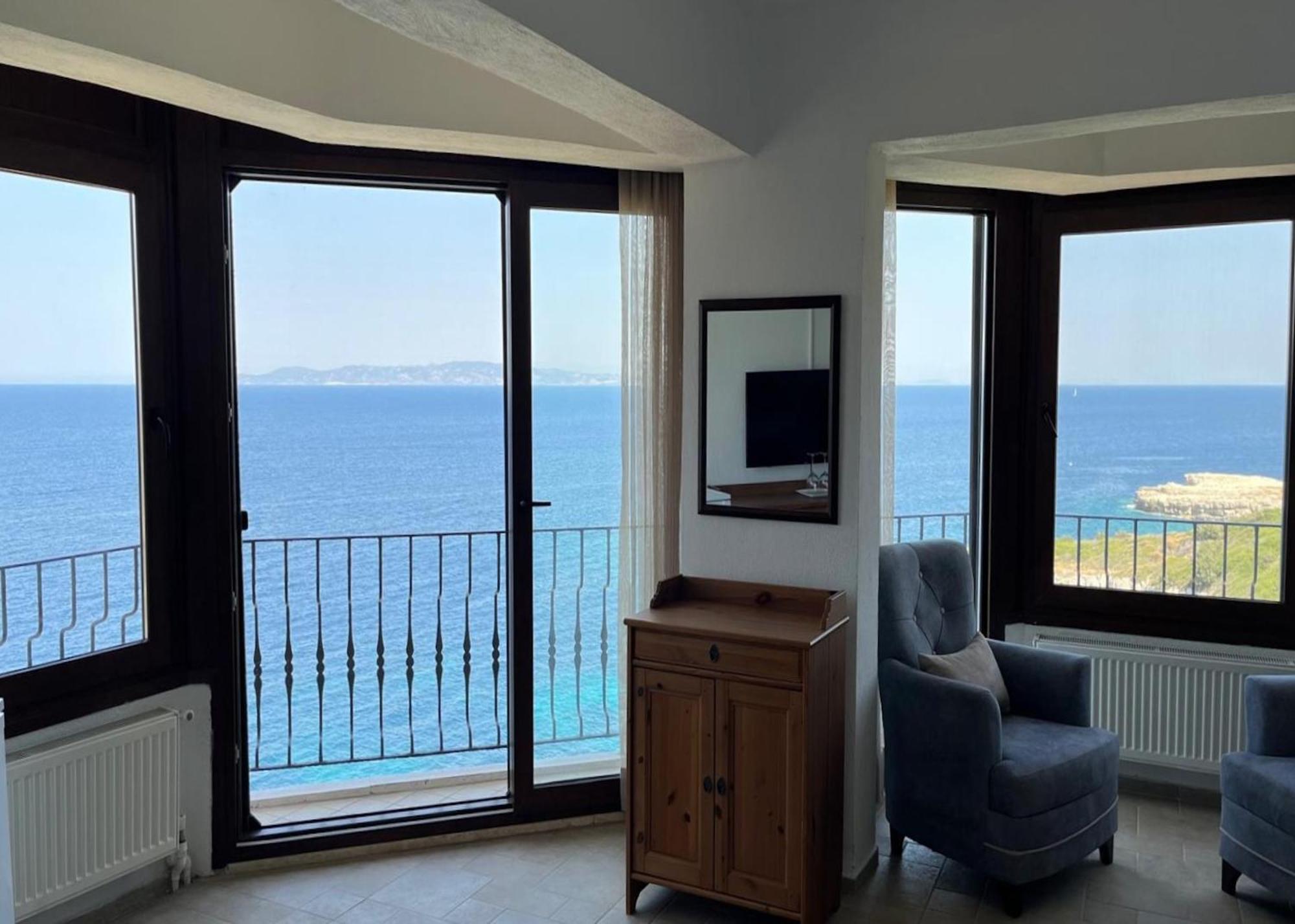 Nergis Hotel คาราบูรุน ภายนอก รูปภาพ
