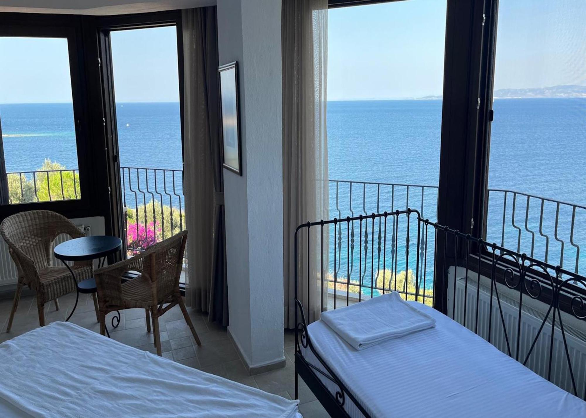 Nergis Hotel คาราบูรุน ภายนอก รูปภาพ