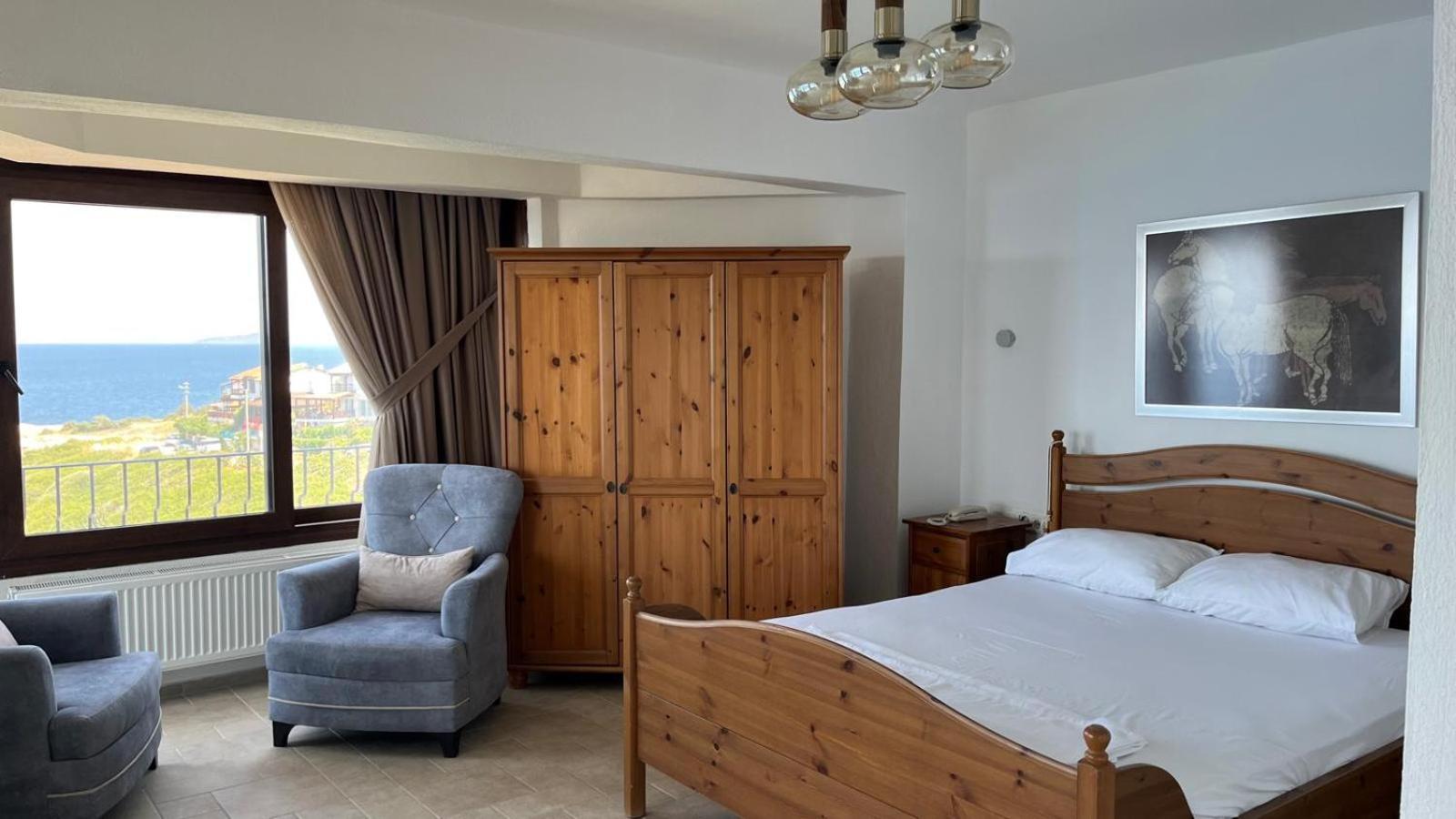Nergis Hotel คาราบูรุน ภายนอก รูปภาพ