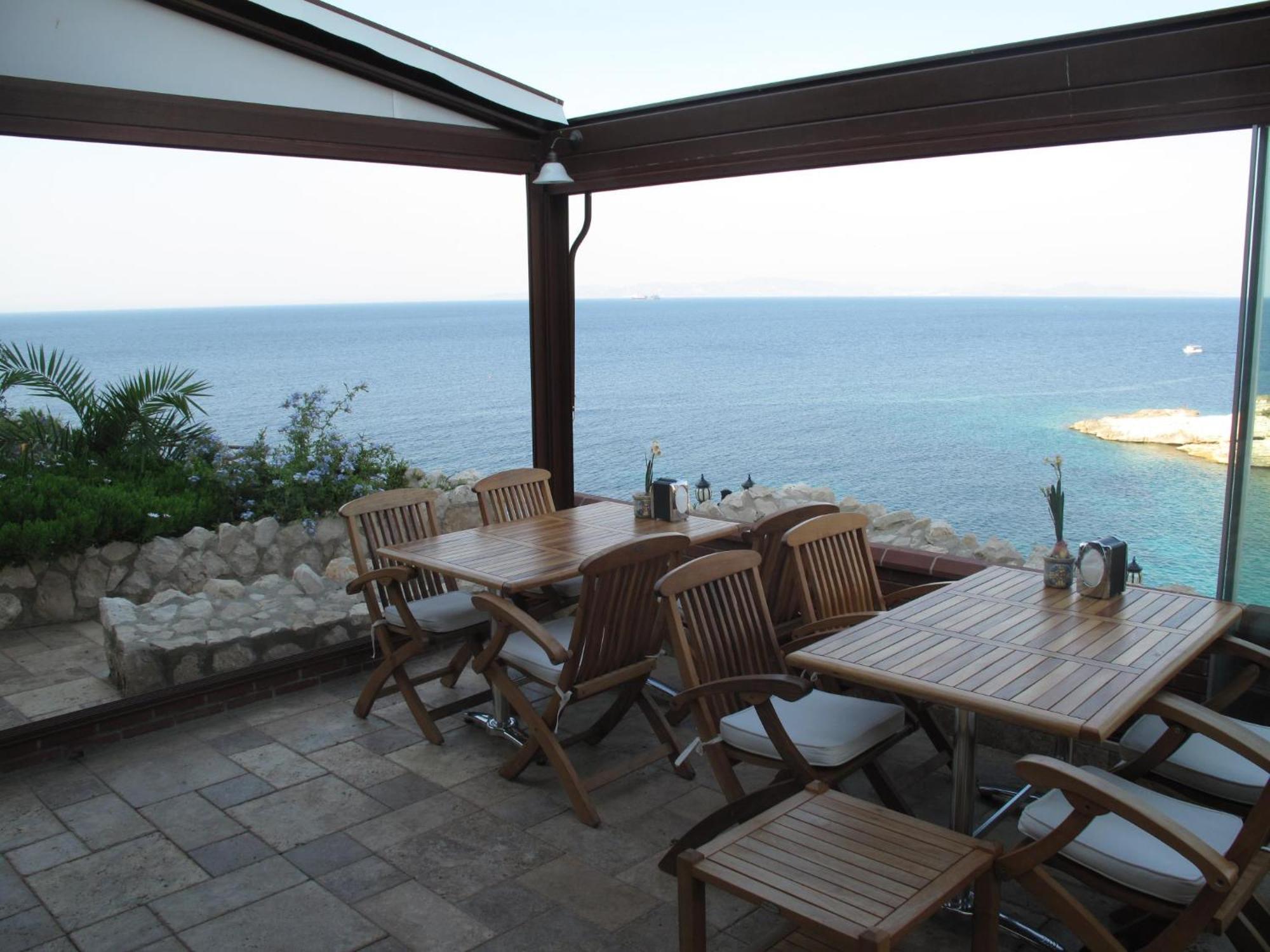 Nergis Hotel คาราบูรุน ภายนอก รูปภาพ